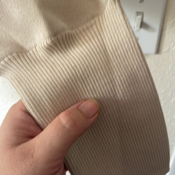 Express Top - Picture 2 of 10